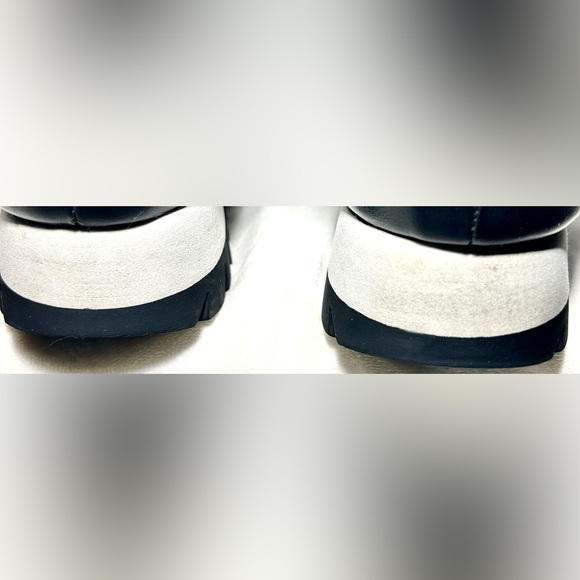 DKNY Black zippered Faux Fur comfy Winter ankle booties women’s size 7M - Picture 11 of 11